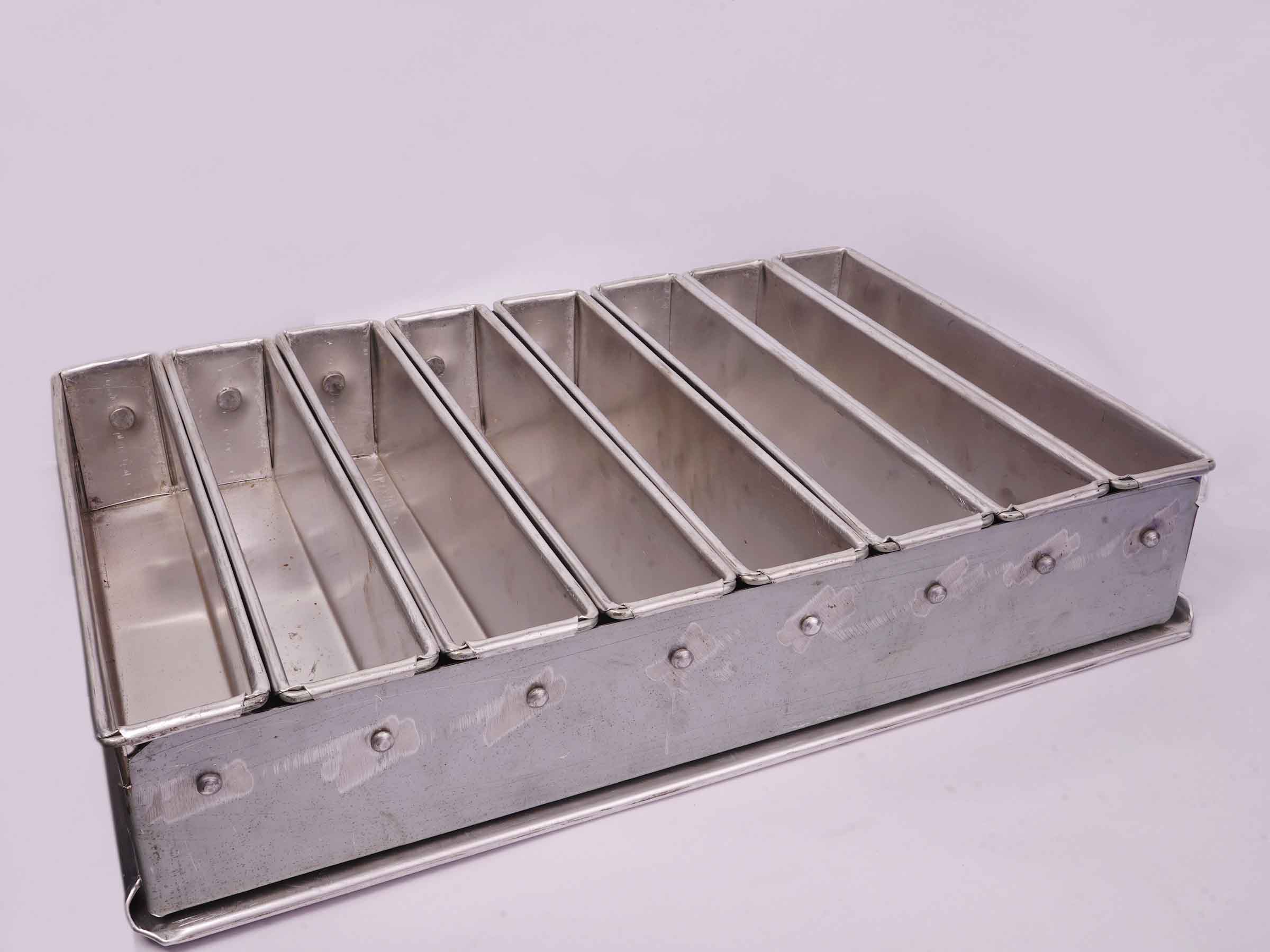 Aluminium Rusk box and top set (12"x2"x3(1/2)")(8x1)(8 pokit in a  set)